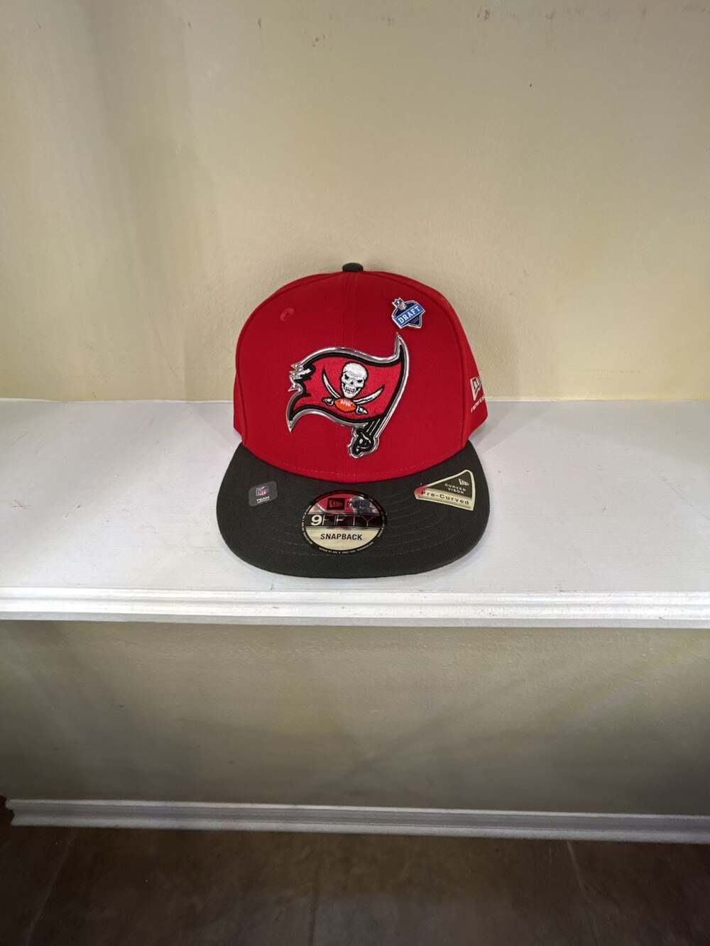 New Era Tampa Bay Buccaneers 2026 Draft 9FIFTY OSFM Snapback Hat
